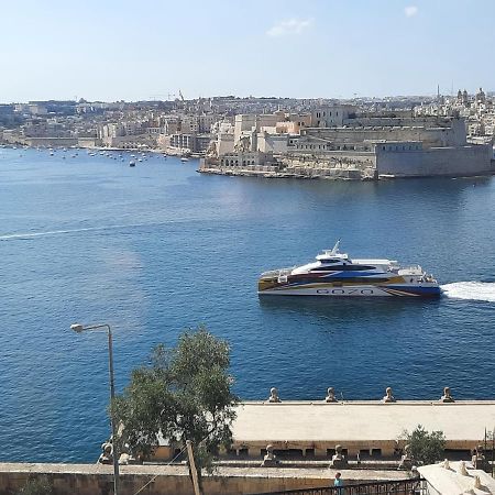 Nr65 Valletta Portview Apartment Bagian luar foto